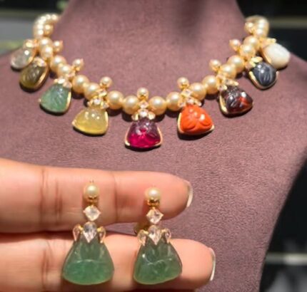 navaratna pearl necklace