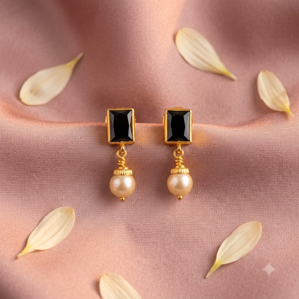 Black square earrings - Image 2